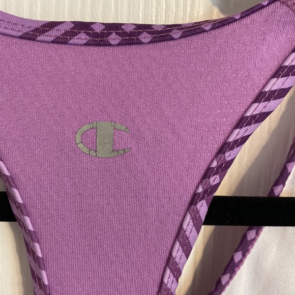 Champion exercise top in size large, purple and in EUC never worn. No defects - Picture 6 of 7